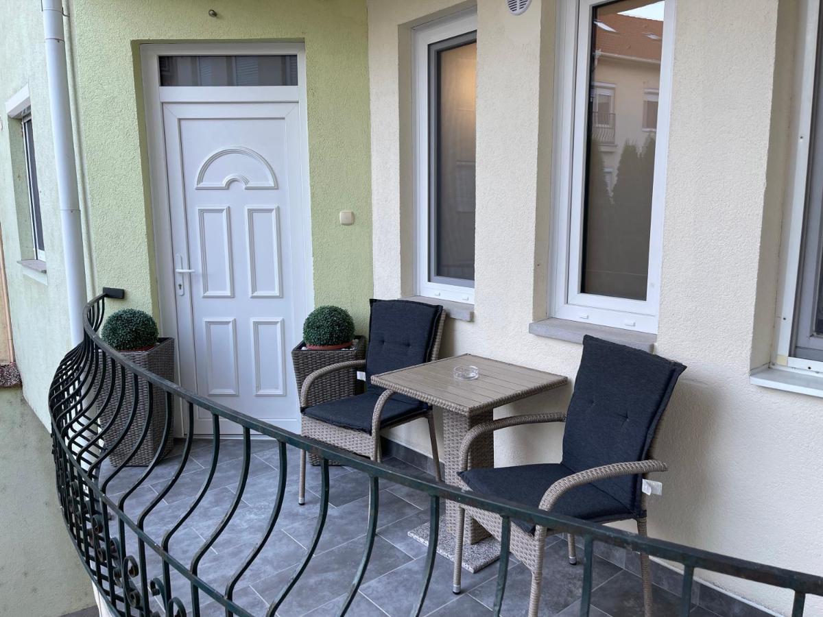 Lara Lux Apartment Hajdúszoboszló Eksteriør bilde