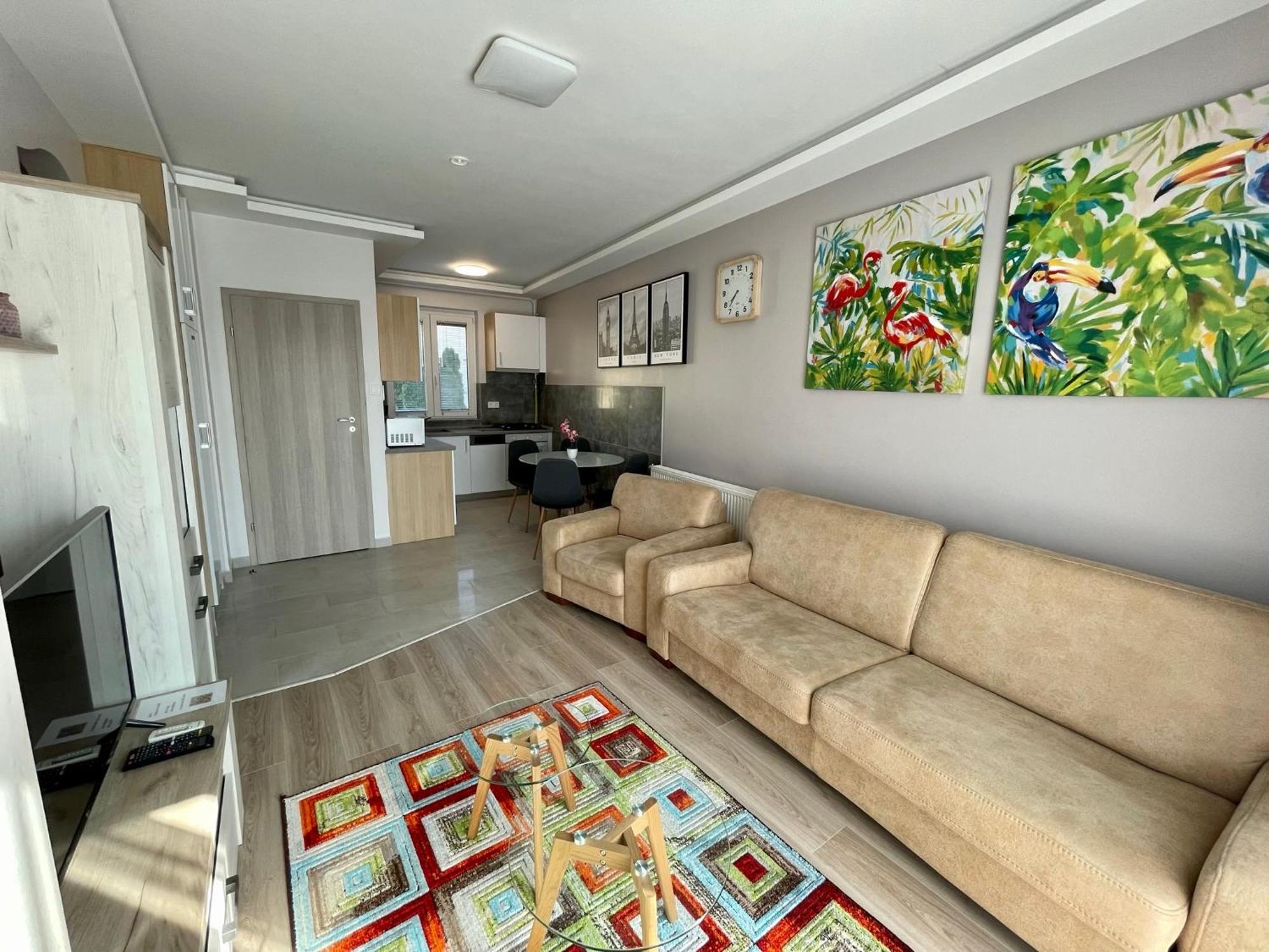 Lara Lux Apartment Hajdúszoboszló Eksteriør bilde